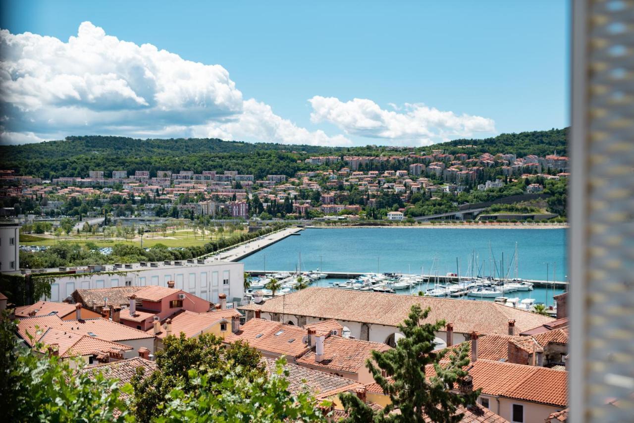 Koper Seaside Residence Esterno foto