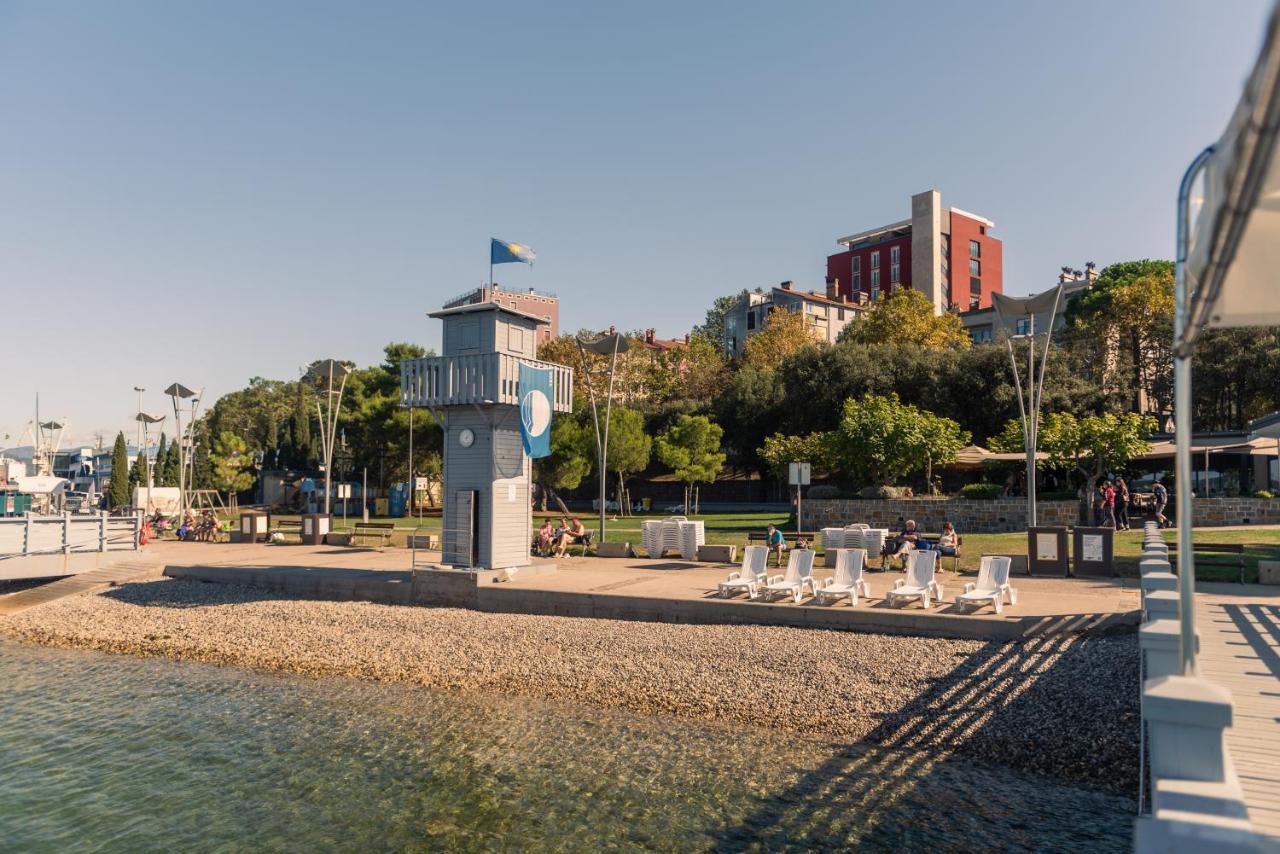 Koper Seaside Residence Esterno foto